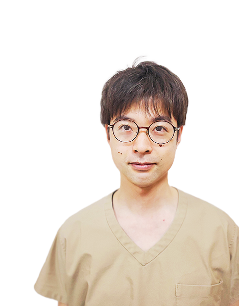 院長　横倉友諒